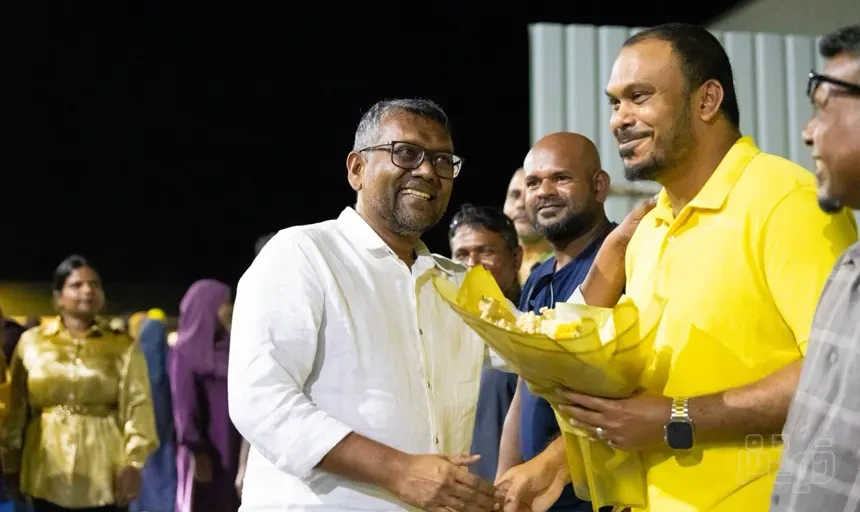 އައްޑޫ ސިޓީން އުފަލާއެކު ފައްޔާޒު އިސްމާއީލަށް މަރުހަބާ ކިޔަނީ!